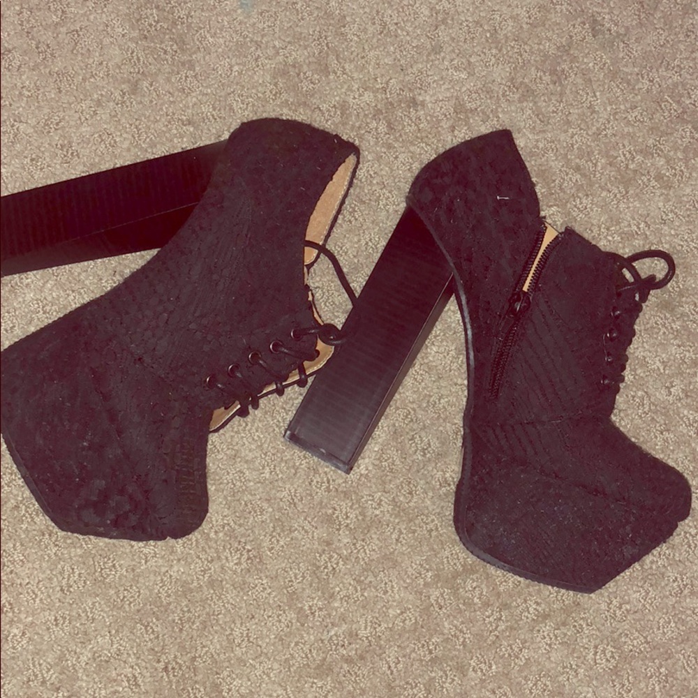 Brand new heels